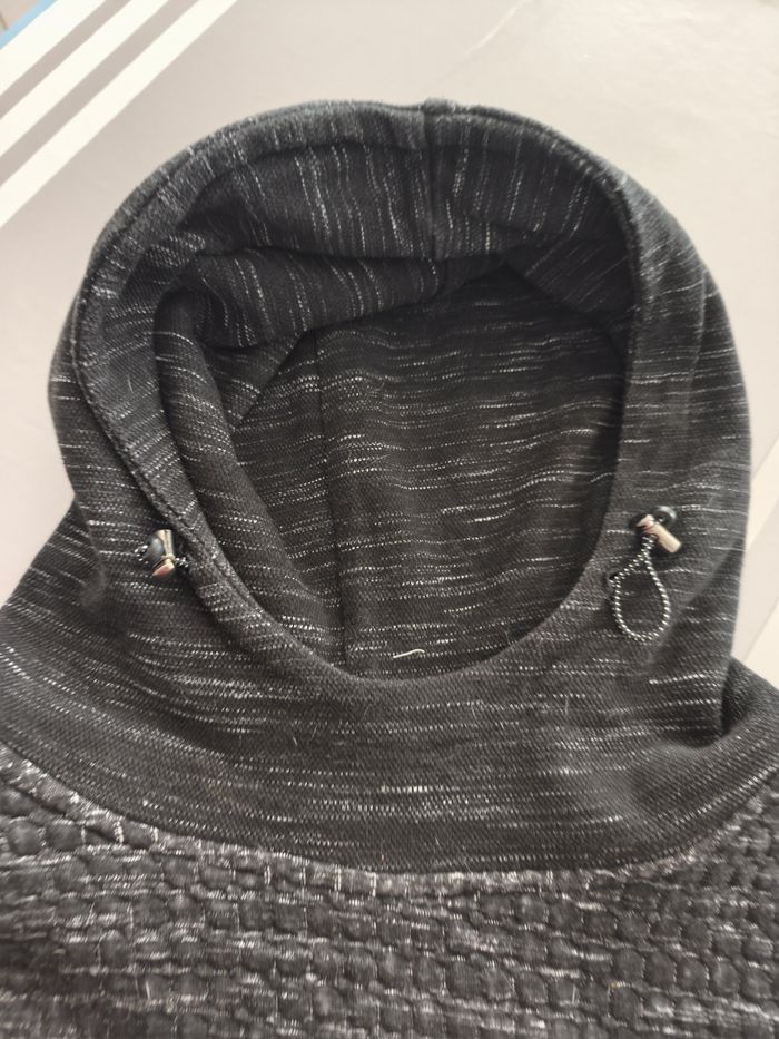 Vends sweat à capuche - photo numéro 4