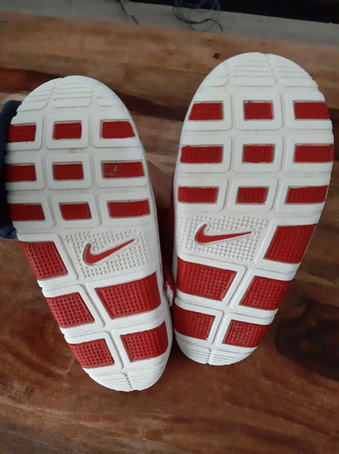 Chaussures mixtes taille 27 - photo numéro 3