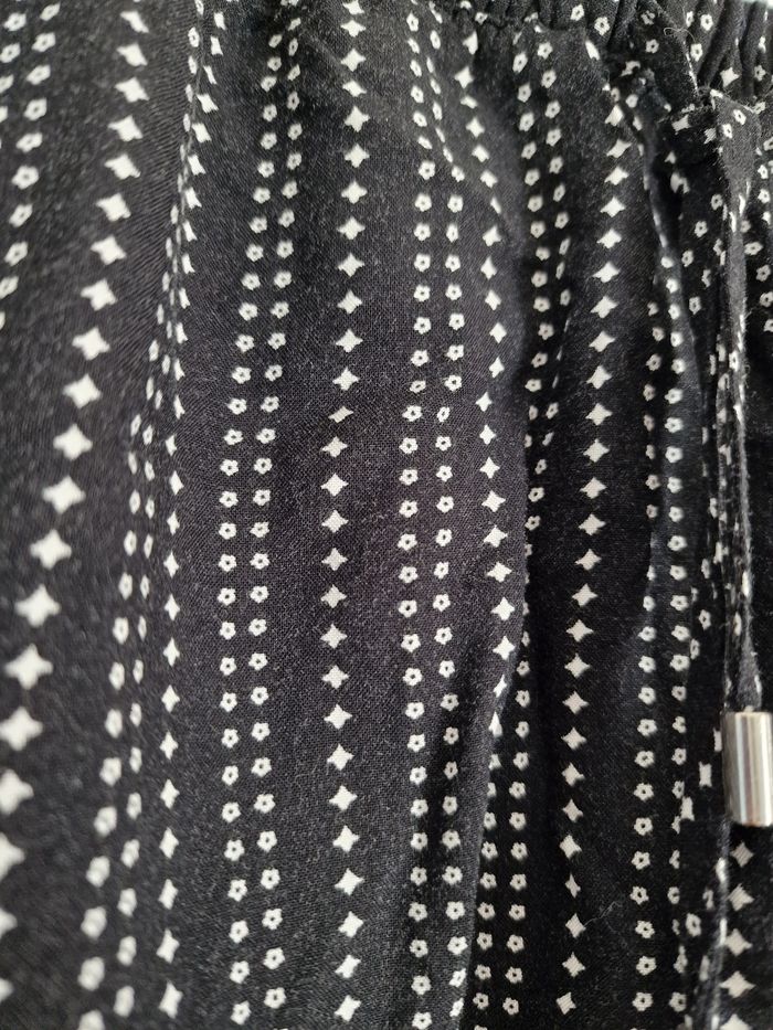 Short fluide H&M 36 - photo numéro 3