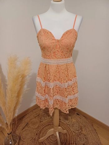 Robe courte en dentelle Boohoo taille S/M 36/38