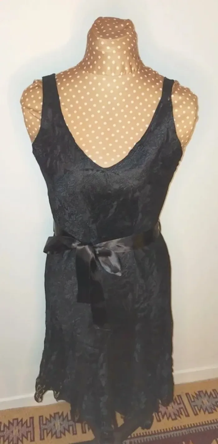 Robe dentelle noire femme, taille S