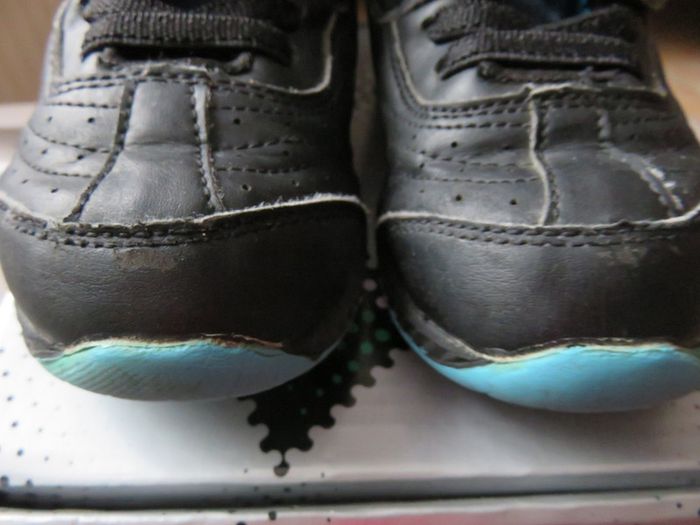 baskets 'LOTTO' pointure 24 - photo numéro 2