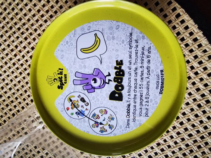 Dobble  les Minions  etat neuf - photo numéro 2