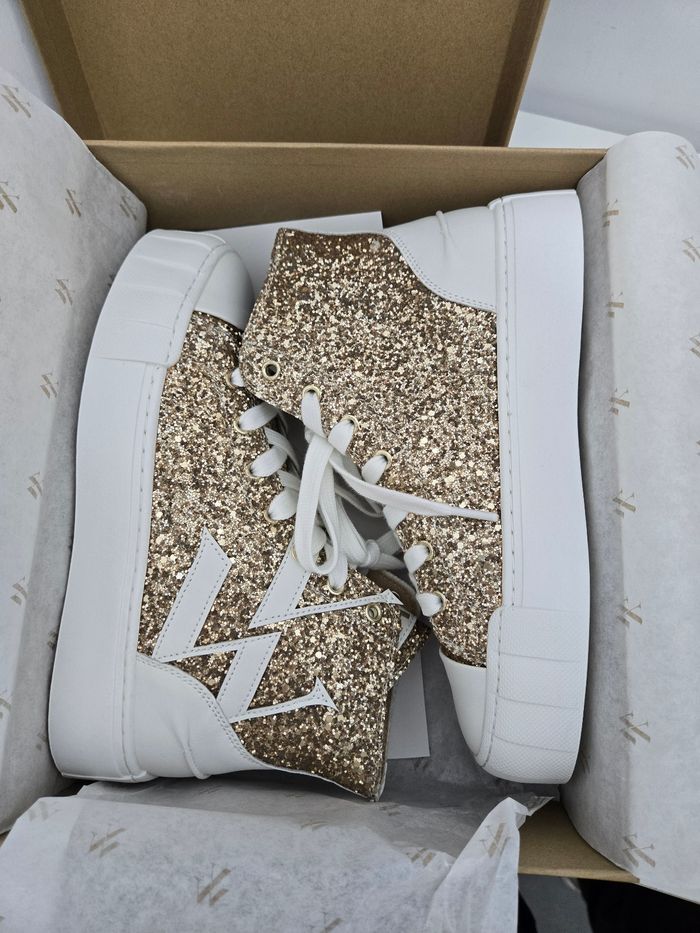 Basket Vanessa Wu taille 37 neuves authentiques blanc doré Alix - photo numéro 6
