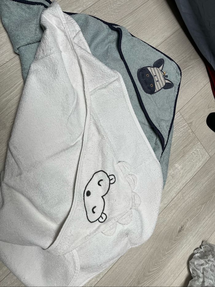 Lot de serviette cape bébé - photo numéro 2