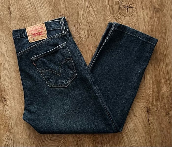 Jean/pantalon bleu jean Levi's 501 pour homme, taille W 40 L 36 (50 taille française) - photo numéro 2