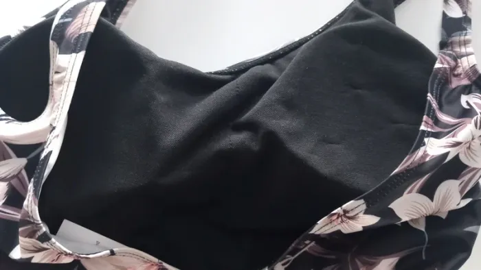 Très joli maillot de bain ODREY - photo numéro 7