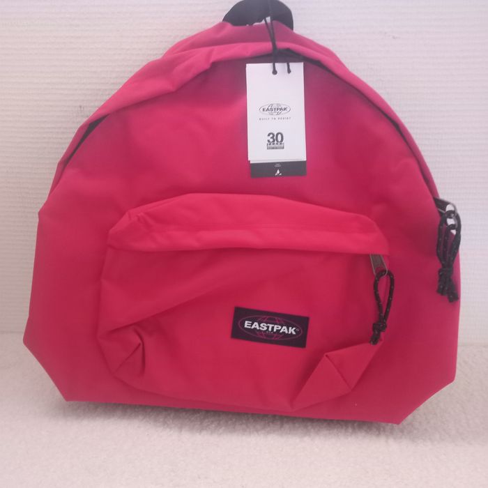 Eastpak 24 Litres 40x30x18 cm