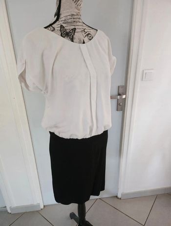 Superbe Robe noire et blanche habillée de chez Grain de Malice et de taille 40