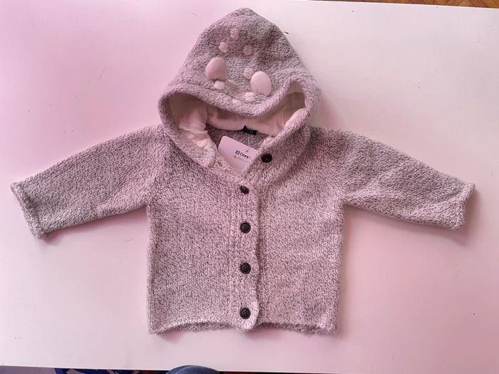 Gilet chaud avec capuche taille 9 mois kiabi