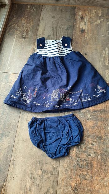 Ensemble Sergent major 9 mois en très bon état 👌