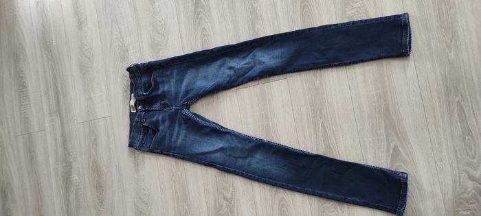 Jeans "Levi's" 16 ans 519 skinny