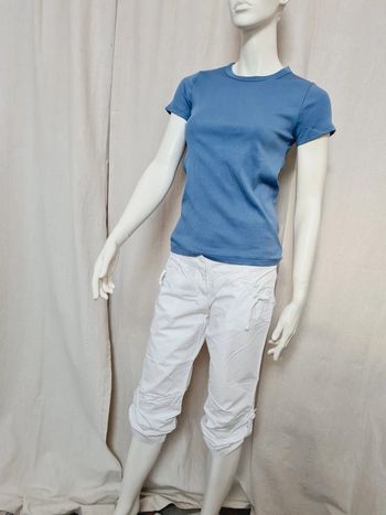Tenue pantacourt et t-shirt 38