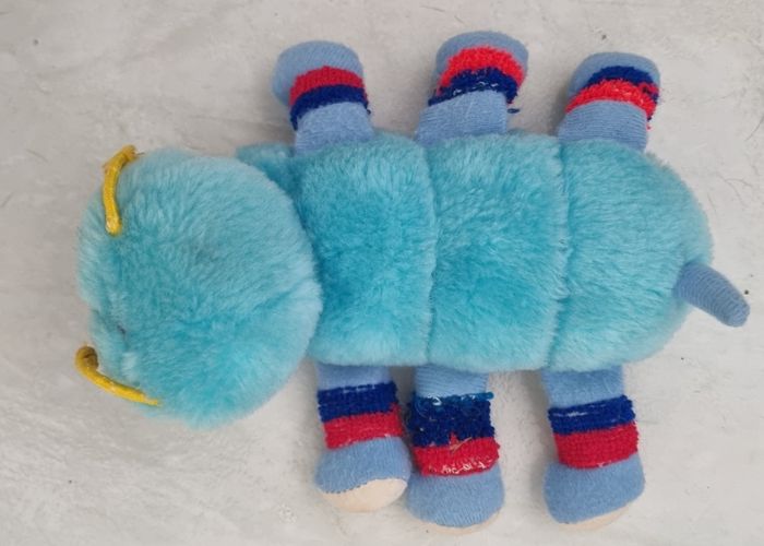 Peluche chenille - photo numéro 3