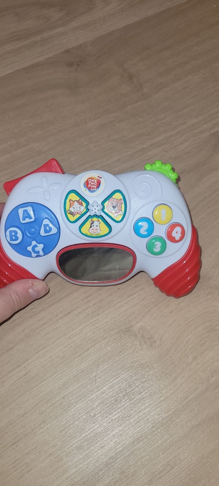 Manette de jeu - photo numéro 2