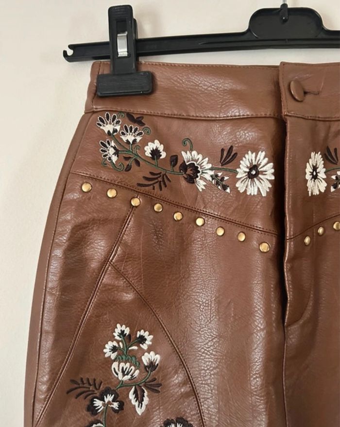 Jupe en cuir brodée, marron, Stradivarius - photo numéro 2