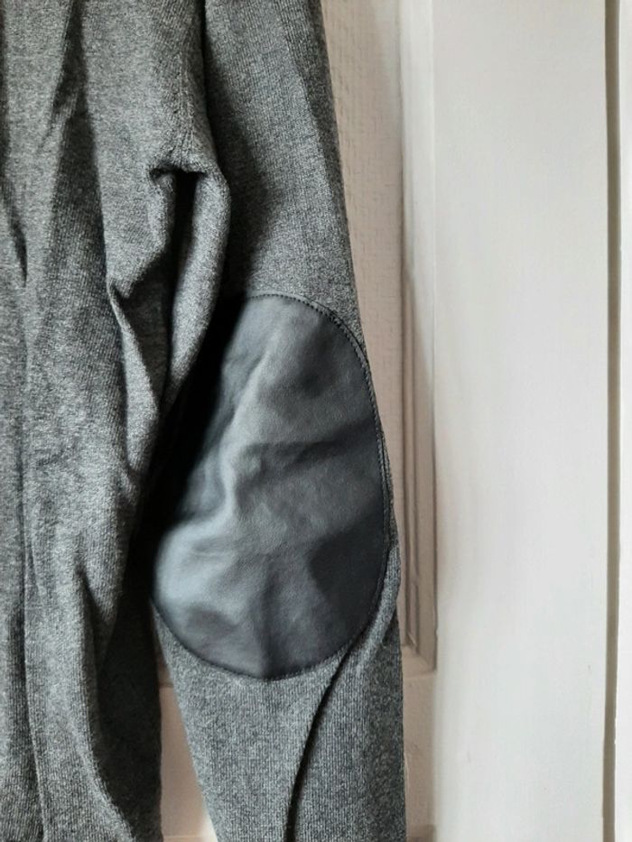 Pull gris - photo numéro 5