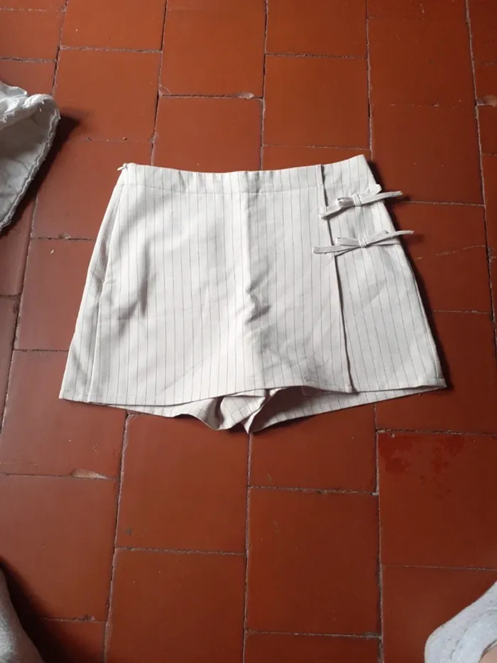Jupe short Gémo 14 ans