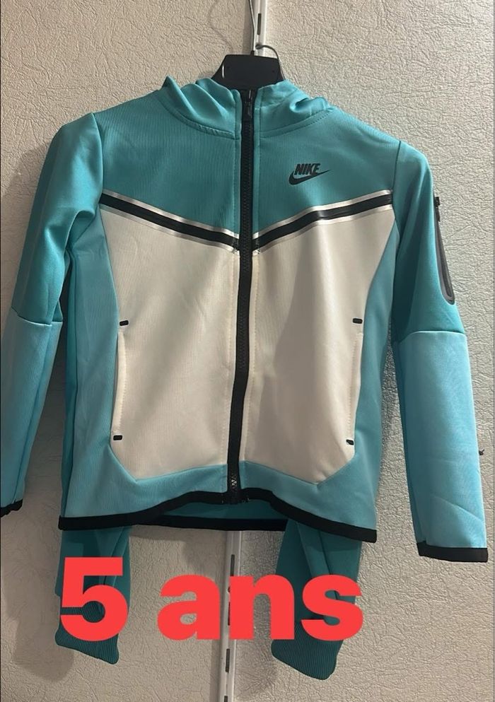 Ensemble survêtement - photo numéro 4