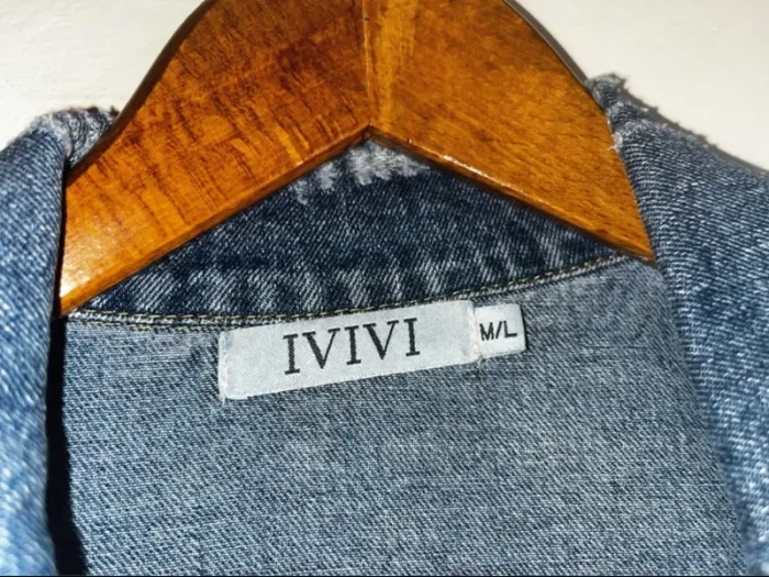Originale Veste en jeans peindre à la main , M/ L , Neuf - IVIVI - photo numéro 3