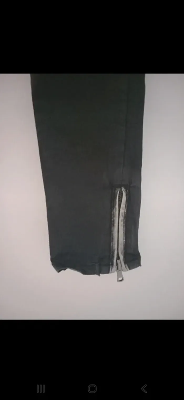 Jean simili cuir noir – Kookaï – Taille 44 - photo numéro 2