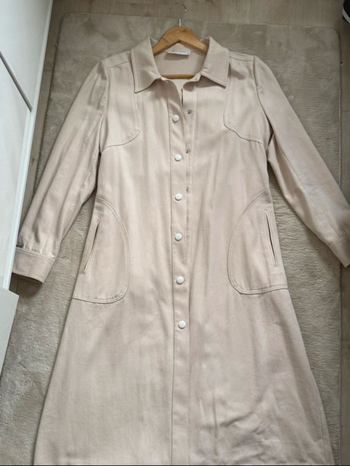 Trench coat long beige