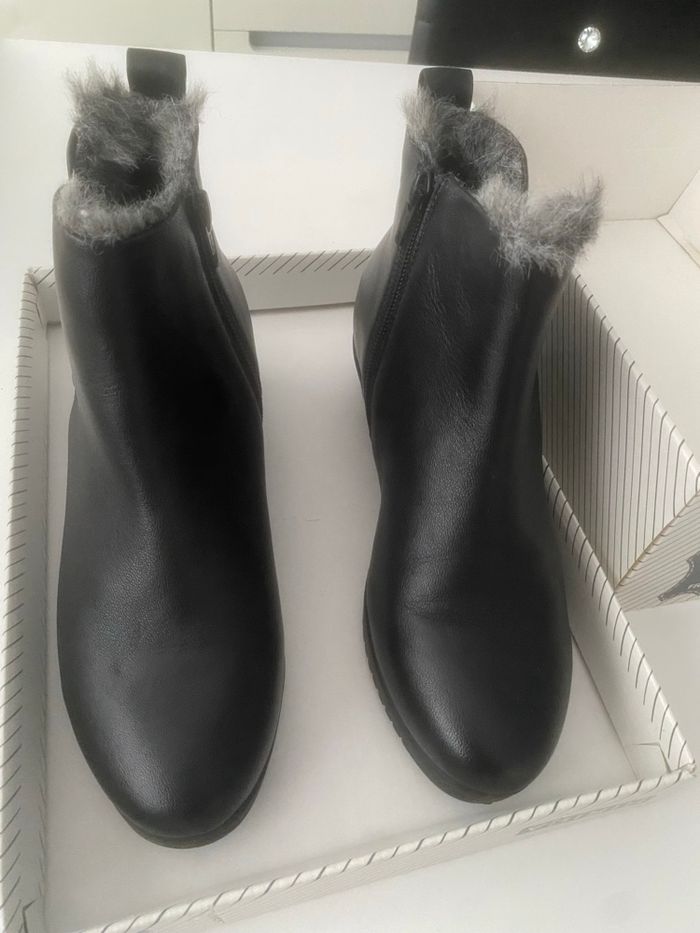 Paire de chaussures de qualité - photo numéro 7