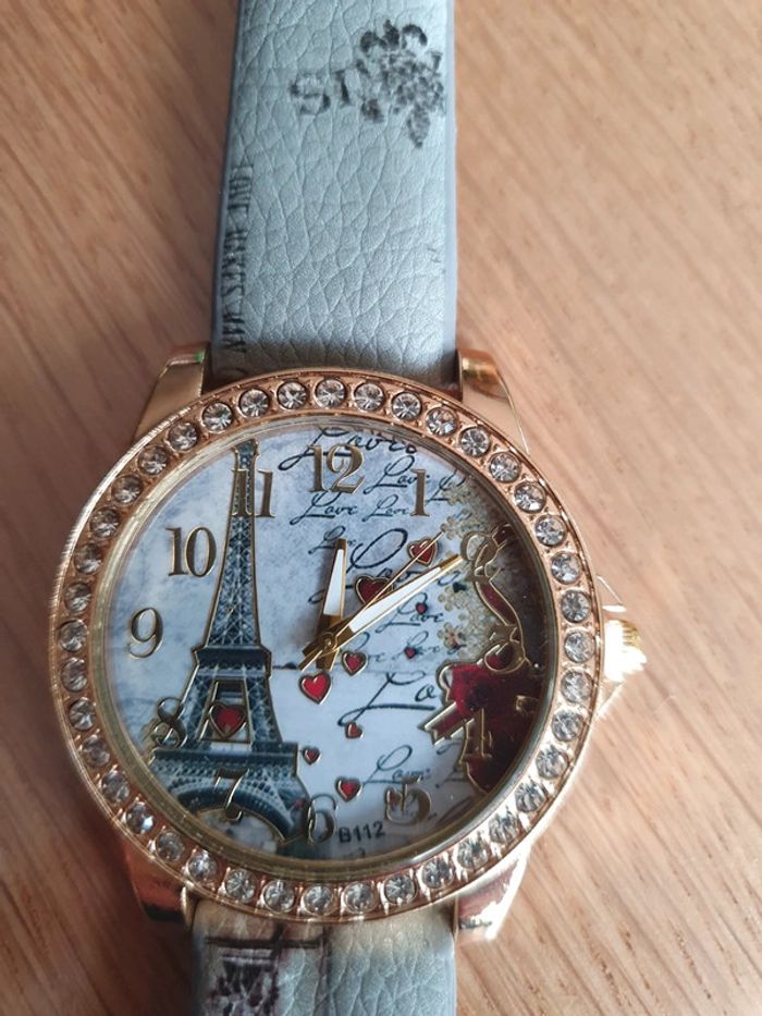 Montre Paris - photo numéro 2