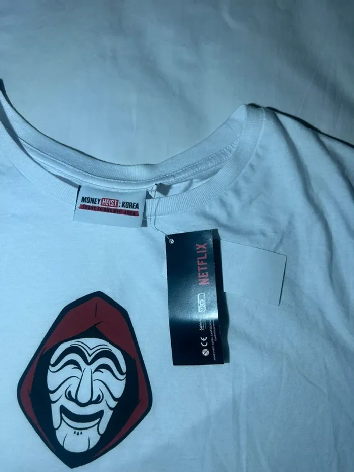 T-shirt la casa de papel netflix - photo numéro 10