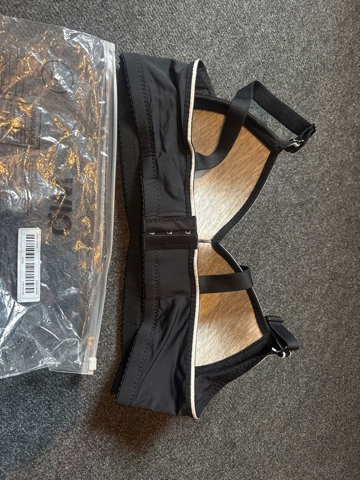 Soutien gorge - photo numéro 2