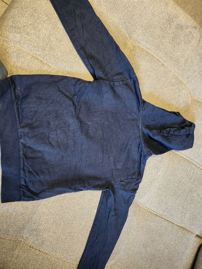 Pull a capuche - photo numéro 4