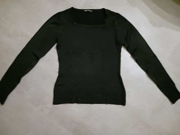 pull fin noir Taille M encolure carrée Tricot Knit Très belle qualité Neuf - photo numéro 2