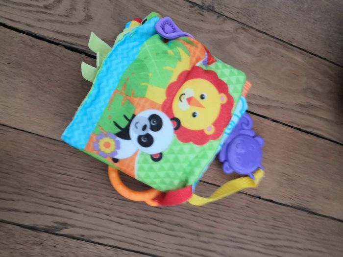 Livre en tissus - photo numéro 4