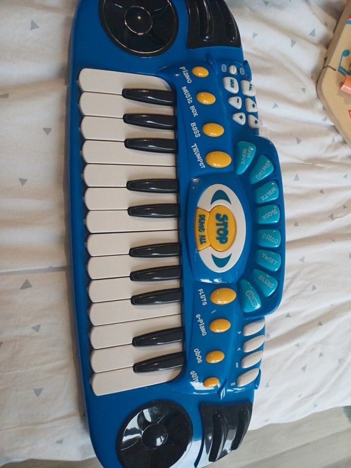 Piano synthé pour enfant