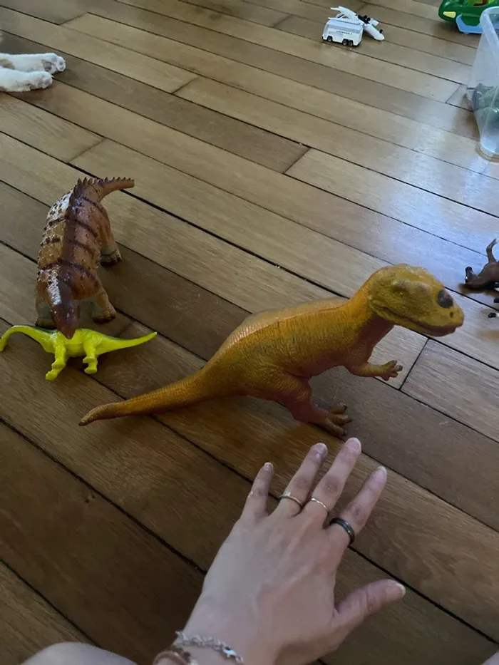 Lot 3 figurines dinosaures - photo numéro 2