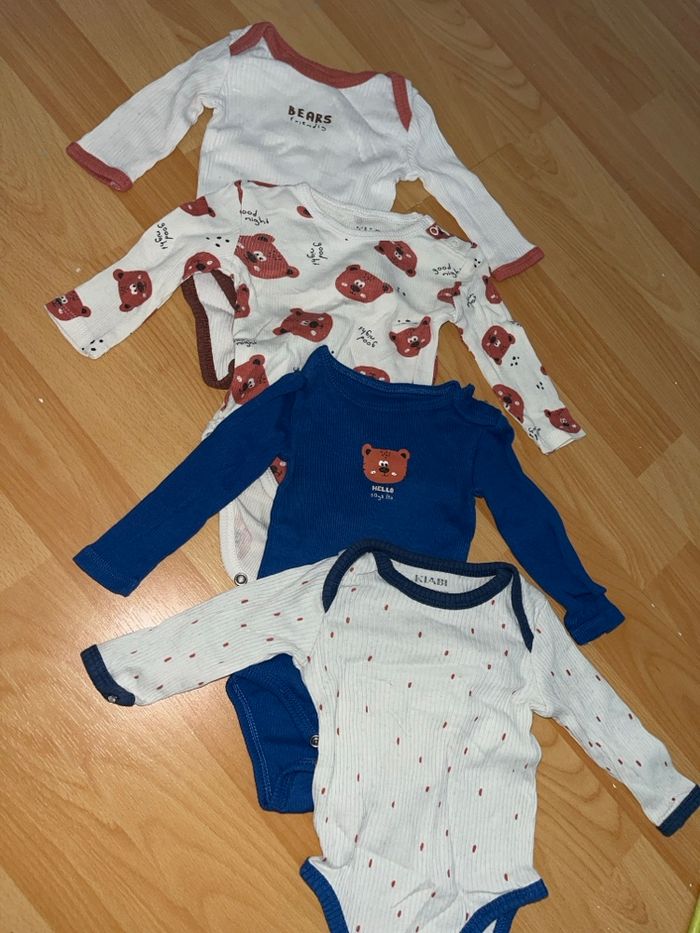 Lots body bébé 3 mois