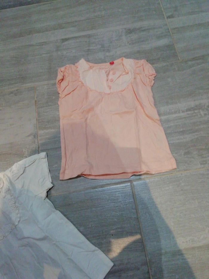 2 Hauts manches courtes 12 mois fille - photo numéro 6