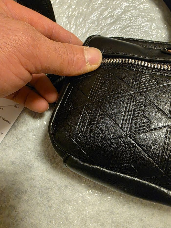 Sac à bandoulière Lacoste - photo numéro 9