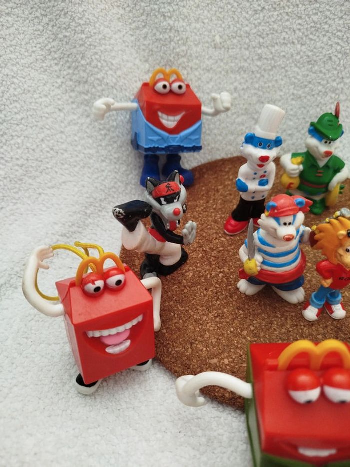 Lot de figurines d'enseignes - photo numéro 2