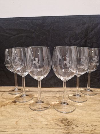 Verres a vin Ferrari