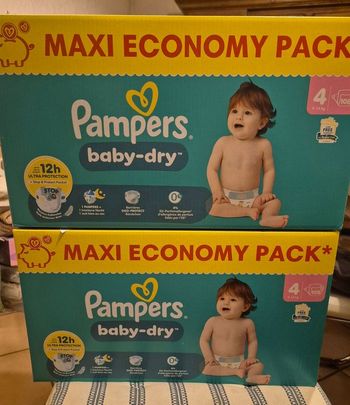 Couches pampers taille 4 208couches