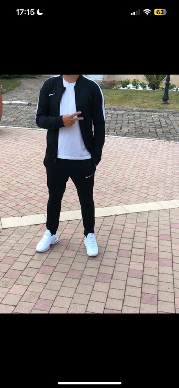 Veste Nike taille S - photo numéro 2