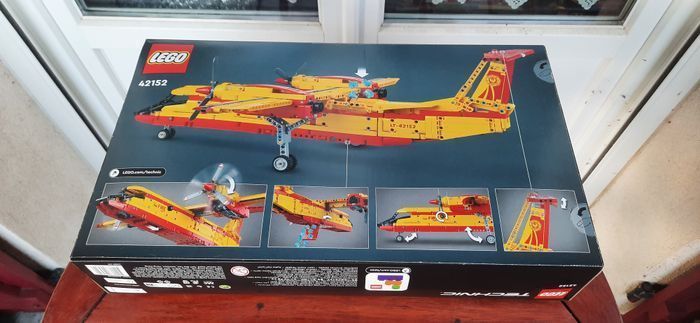 Neuf - Lego 42152 L’avion de lutte contre l’incendie - photo numéro 2