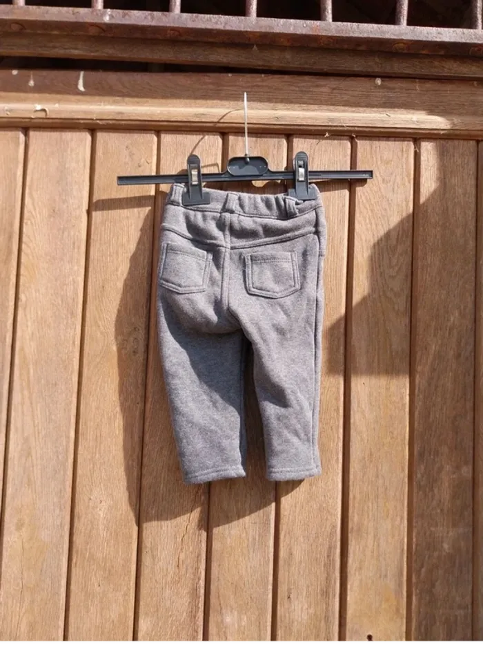 Pantalon de sport gris 12 mois bébé garcon - photo numéro 2
