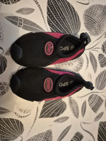 Chaussures pour eau