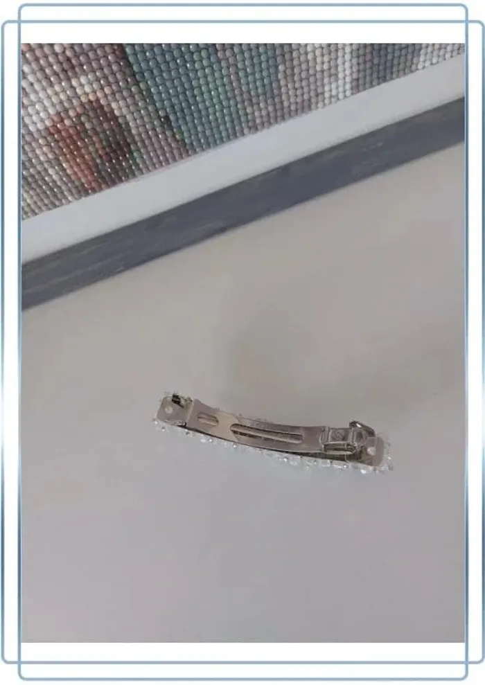 Barrette perles strass blanches - photo numéro 3