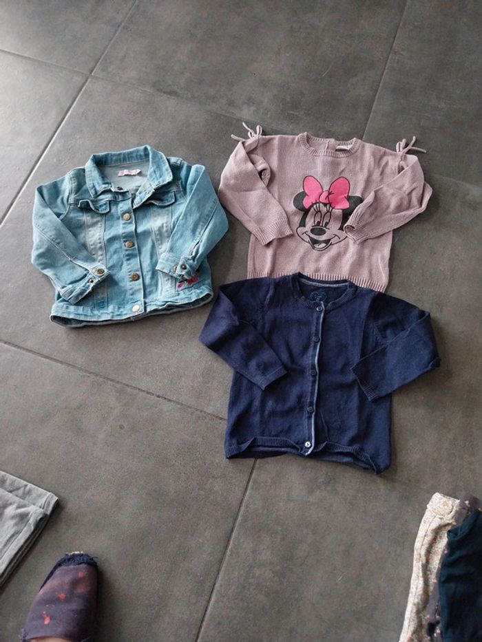 Lot de vêtements fille 24 mois - photo numéro 3