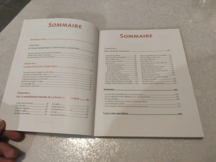 Livre slow cosmétique le guide visuel - photo numéro 2