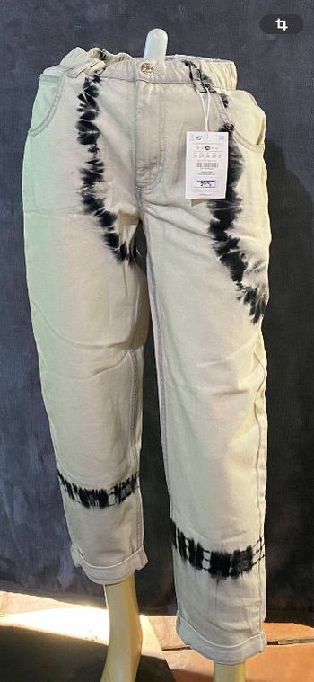 Jean écu bleu taille 36 Bershka