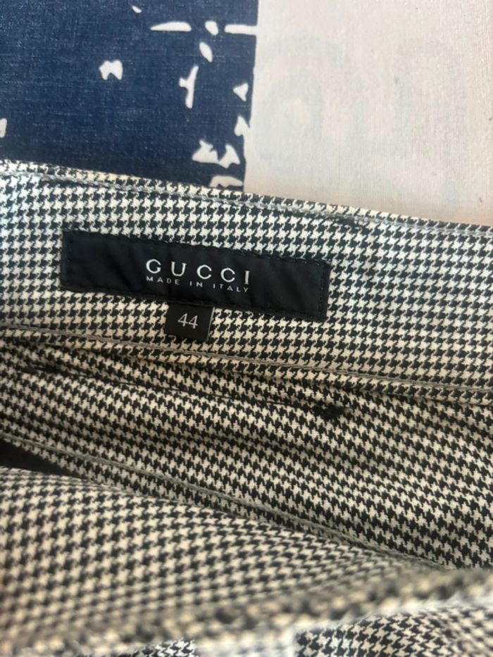 Pantacourt Gucci motif noir et blanc taille 44 - photo numéro 5